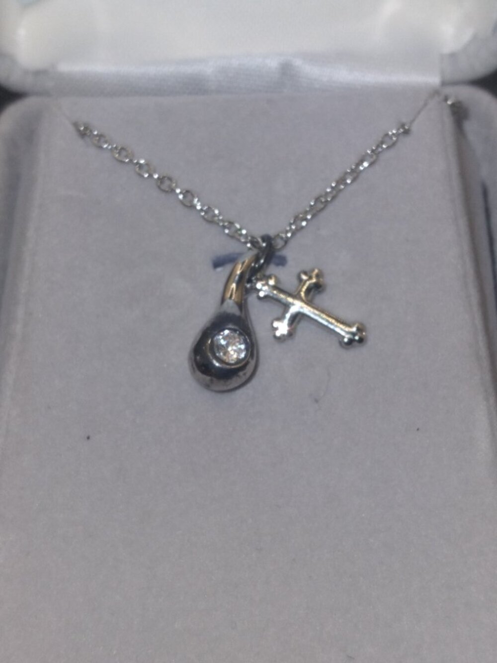 The Tears of Christ Sterling Silver Necklace Cross & Tear Drop Pendant - Picture 2 of 10